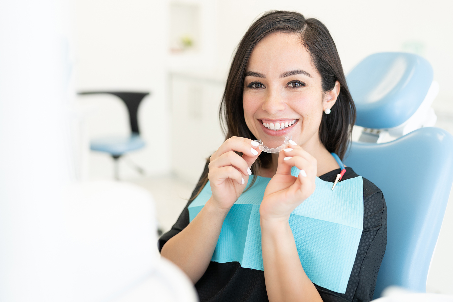 Artistic Family Dental | Dental Fillings, Implant Restorations and Fluoride Treatment