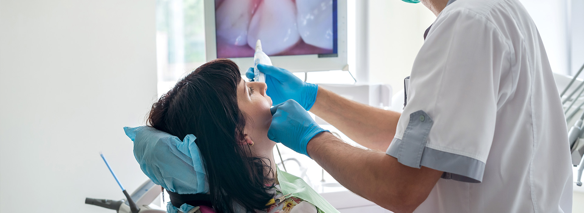 Artistic Family Dental | ZOOM  Whitening, CBCT and Intraoral Camera